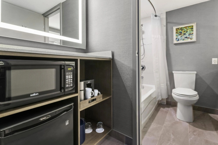 Best Western Premier Calgary Plaza Hotel & Conference Centre photo 34