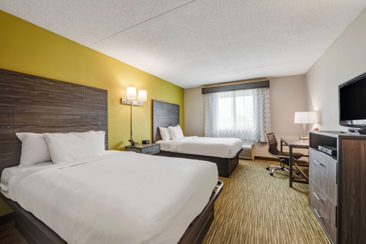 Standard Quadruple room