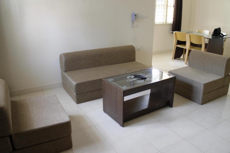 2 Bedrooms Apartment