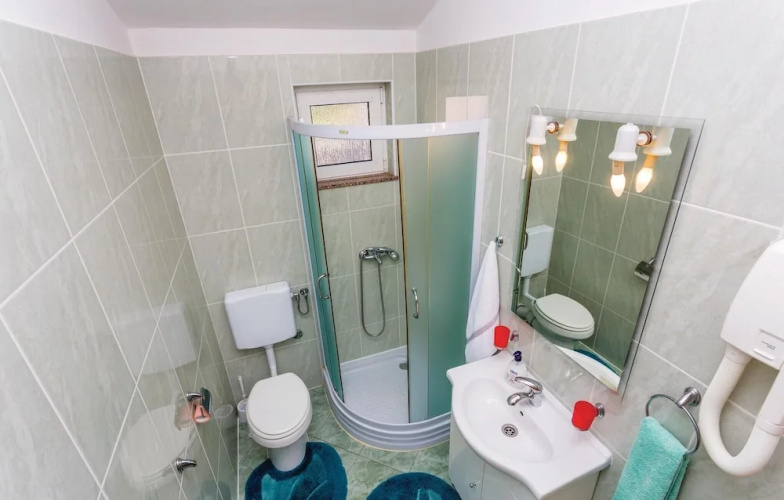Stunning Home in Krk With Wifi and 2 Bedrooms