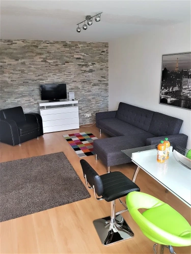 2 Bedrooms Comfort room with balcony