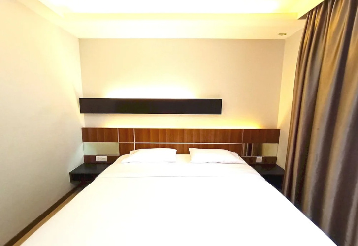 Hotel O Hi Inn
