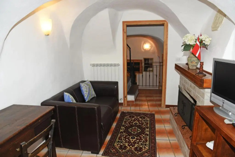 Panoramic Apartment with Balcony and Terrace