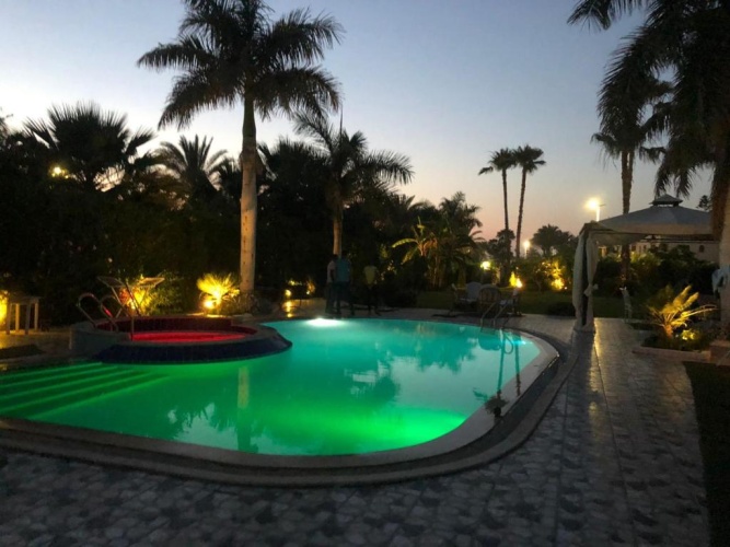 2 Bedrooms Villa