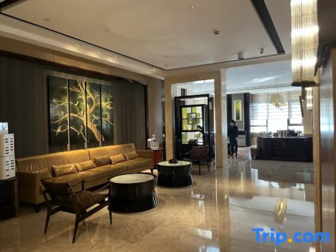 The Island Hotel