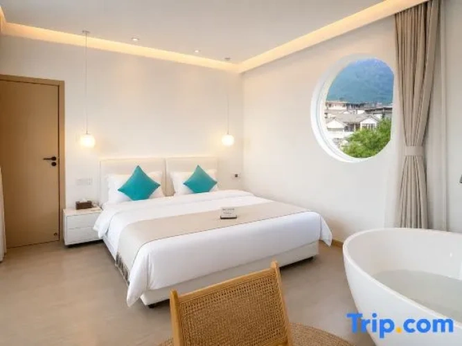2 Bedrooms Suite with sea view