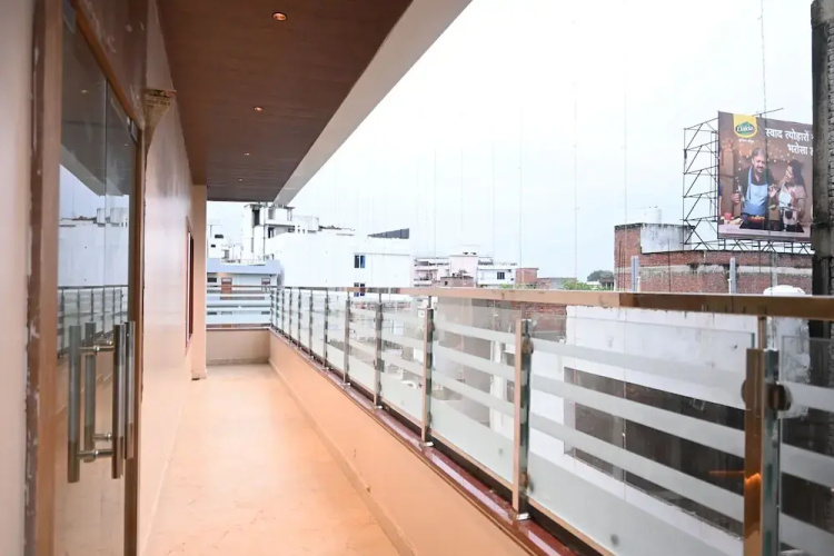 Hotel KIR International