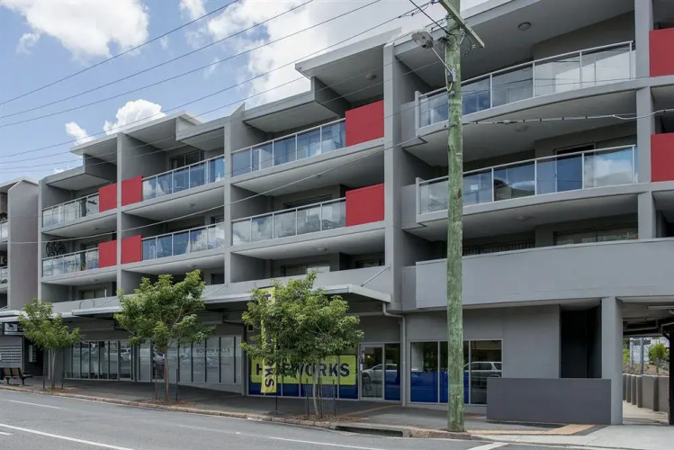 Skyline Court Apartments