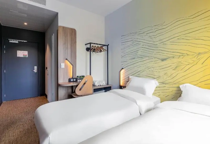 Twin room