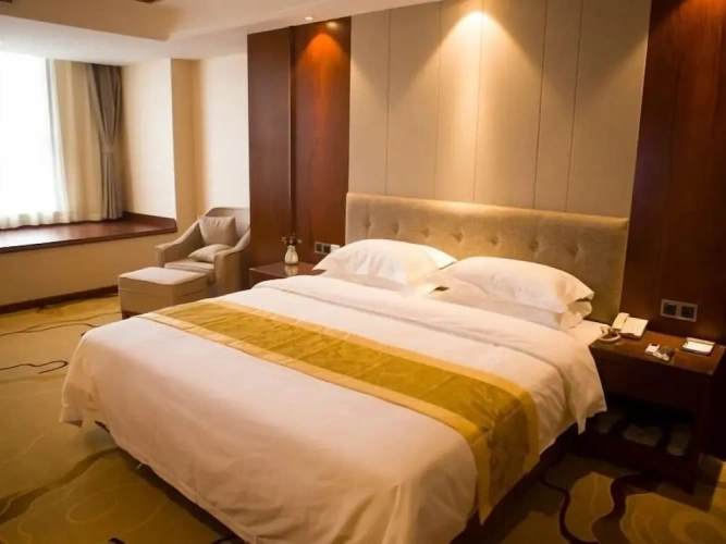 Deluxe Suite