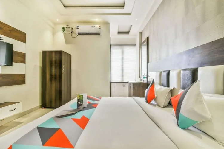 Behl Regency by FabExpress