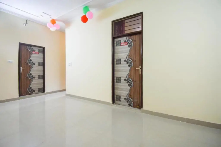 Hotel Kaushik by OYO Rooms