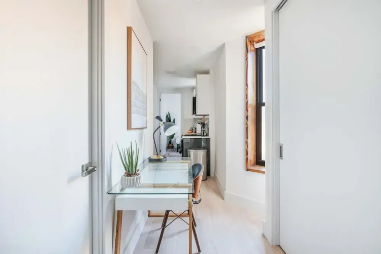 48-3fe 2BR Prime Midtown West