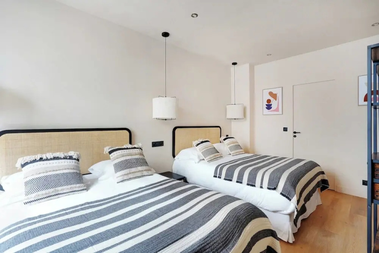 Refurbished Apartment - 2bd/8p - Place D'italie