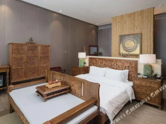 Standard room with view
