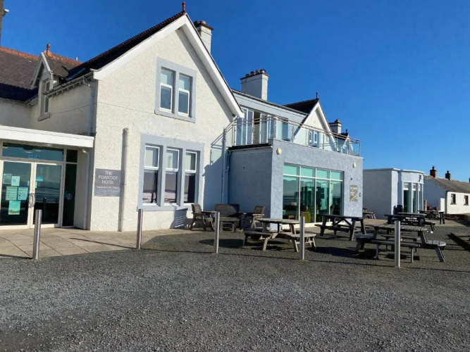 Powfoot Hotel