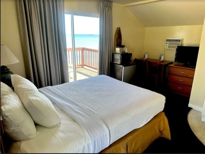 Standard Double room with lake view
