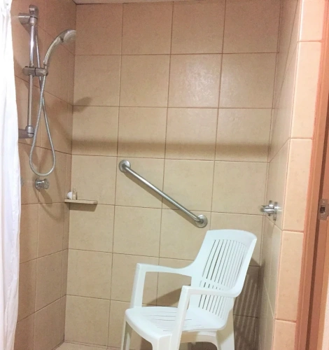 Standard Quadruple Basement room