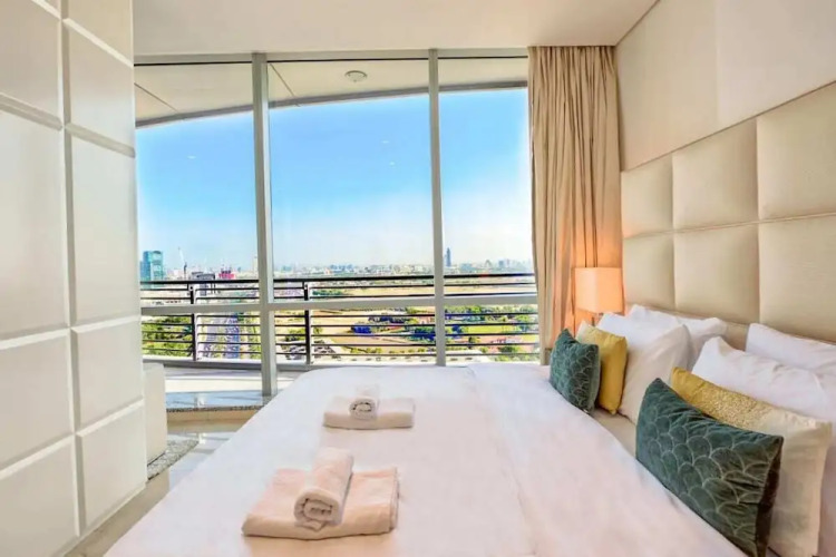 Luxury Apartment Steps Away From Everything - Image 4