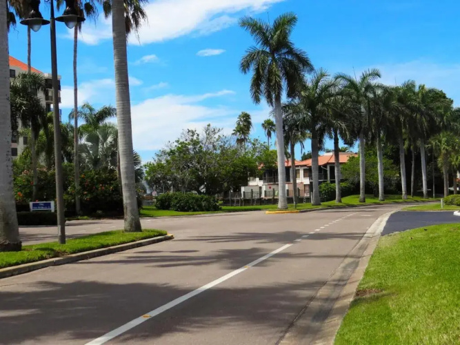 Vista Verde East 6-246