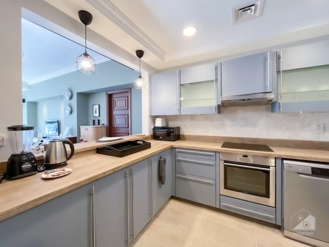 2 Bedrooms Apartment