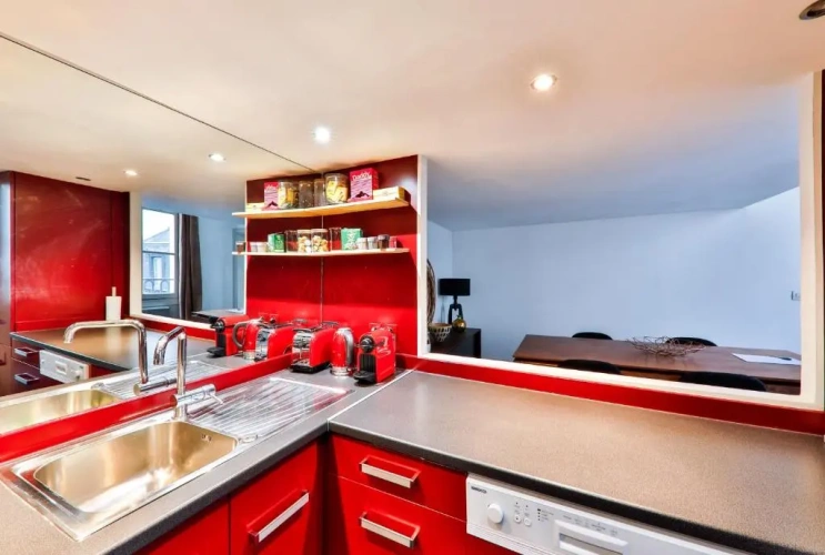 Deluxe Apartment