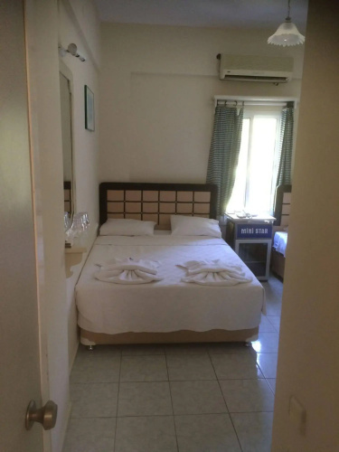 Ministar Hotel