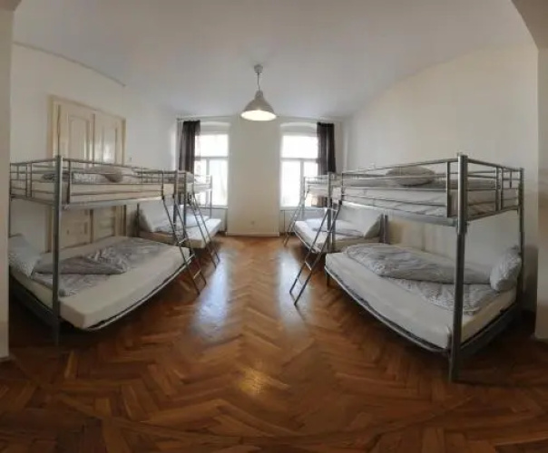 Hostel Cornel