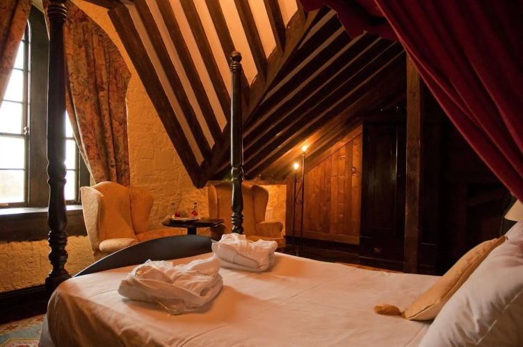 Kinnitty Castle Hotel