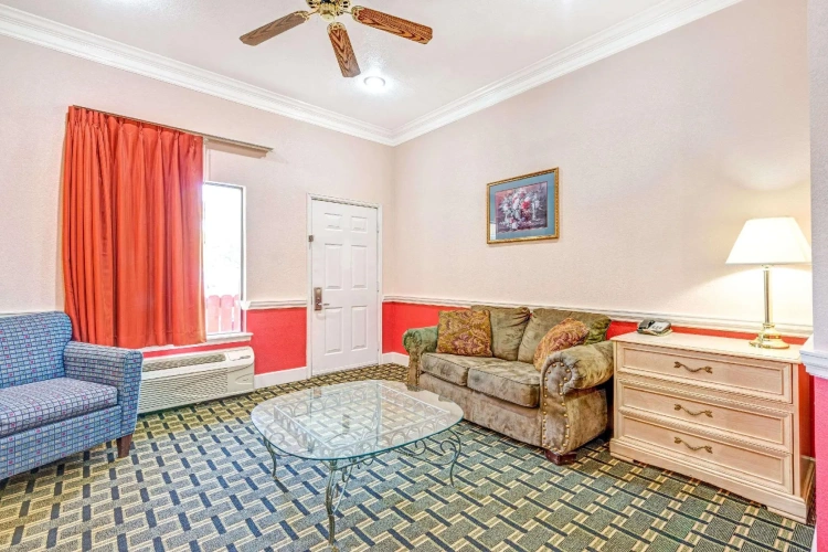 Deluxe Double Suite