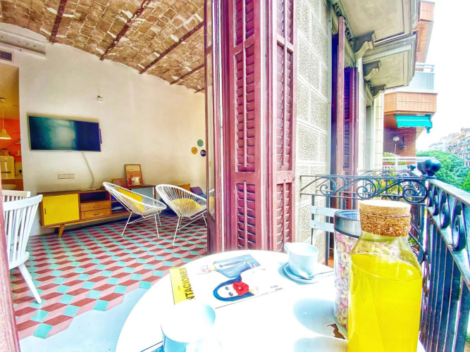 Tyche apartment