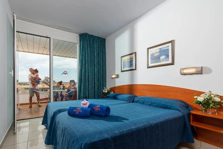 Apartment with balcony