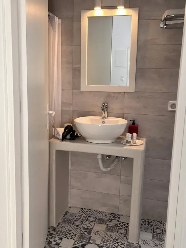 High Point Apartments Fira