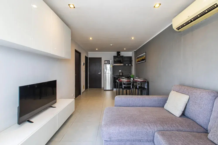Modern Condo - 1BR T1 -501
