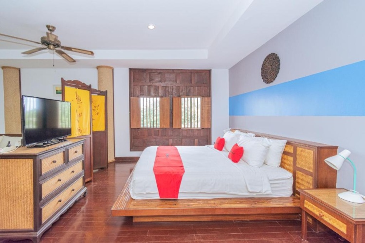 Suite with balcony and with view