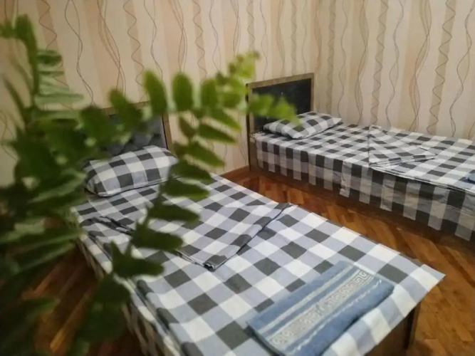 Park Bobur Apt 5x