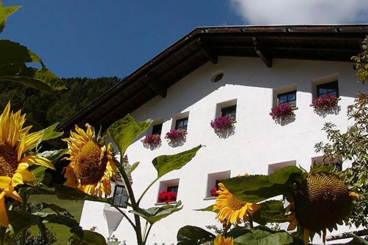 Apartment 4 Holiday - Agriturismo Tuene