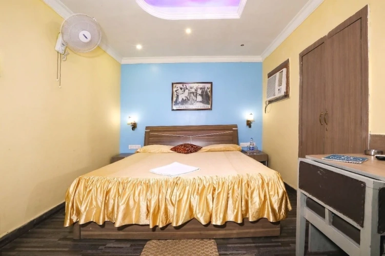 Comfort room