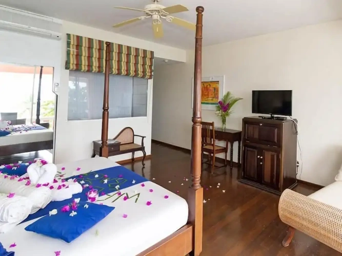 Superior Double room with balcony and with ocean view