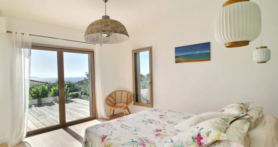 Villa Riposu Jacuzzi Pool Beach Access on Foot