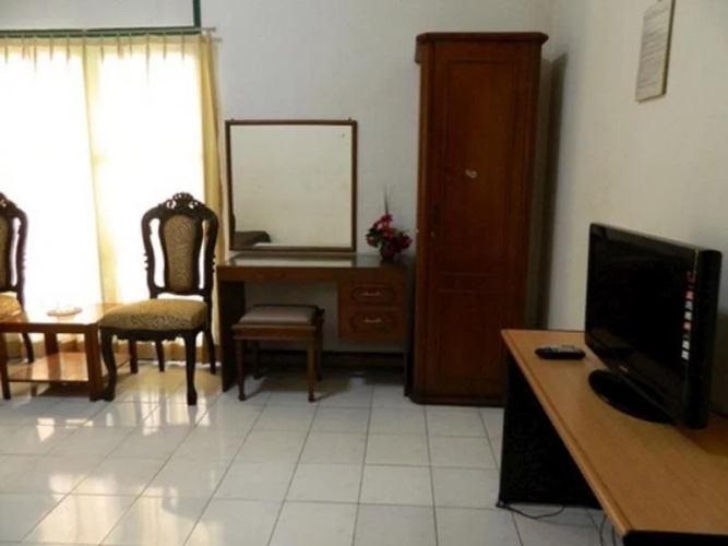 Hotel Tirtonadi Permai