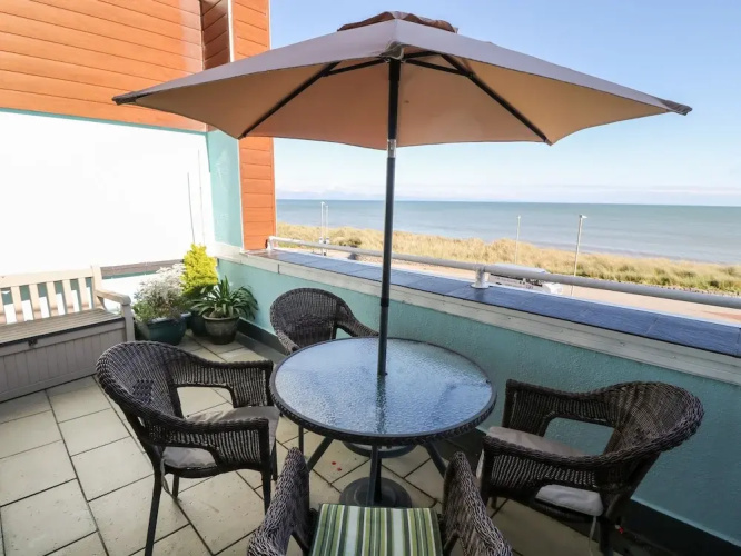 Sea View Apartment