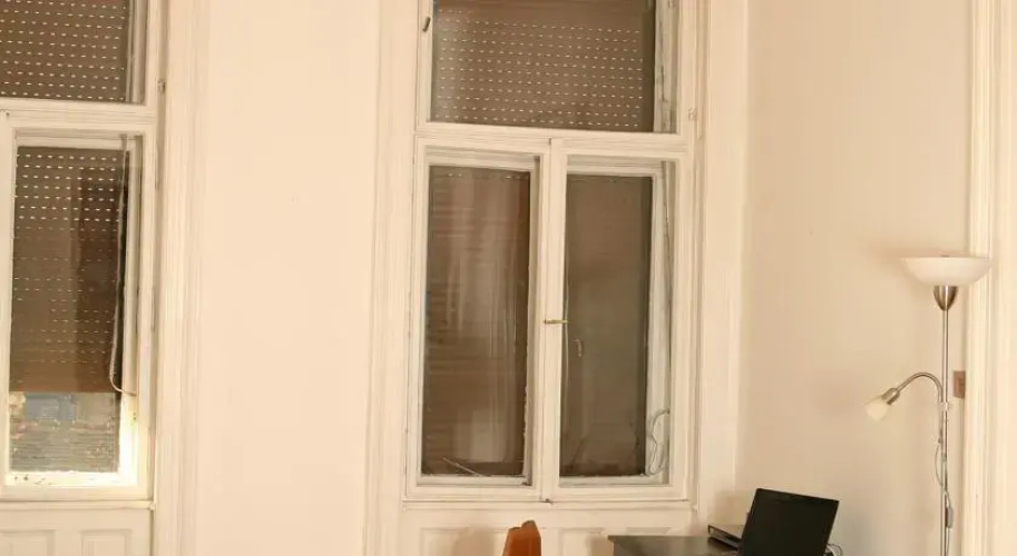 Kiss Apartment