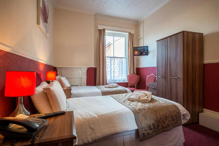 Daish's Hotel