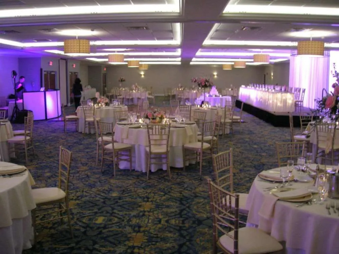 Crowne Plaza Pittsburgh South photo 34