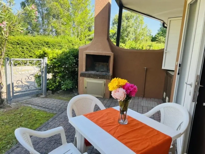 1 Bedroom Apartment with garden view