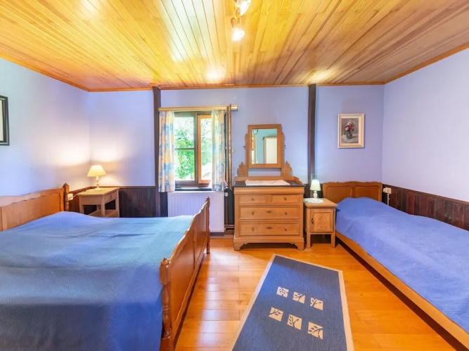 Charming Chalet in Vielsalm