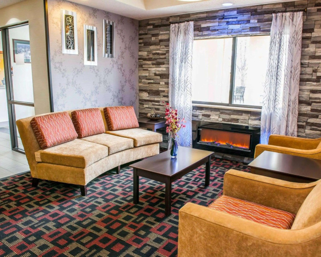 Quality Inn & Suites South Bend Airport