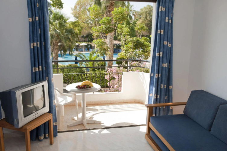 Narcissos Waterpark Resort photo 9