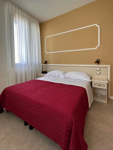 Standard Double room with bay view